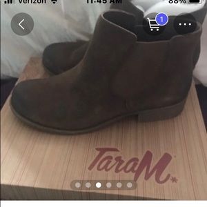 Tara brand new boots from the walking co. Brown oiled boots pd 159.
